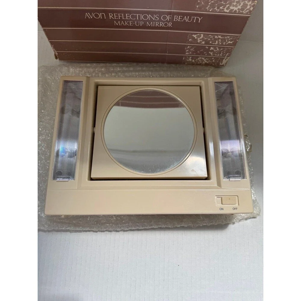 Avon Reflections of Beauty Vintage 2 Sided Magnifying Make-Up Mirror NEW Lights